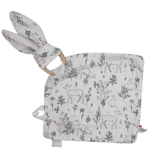 doudou-plat-lapin-blanc-motif-biche-renard